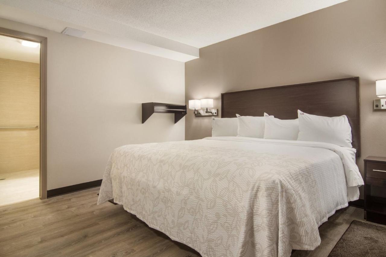 Red Roof Inn Plus & Suites Ері Екстер'єр фото