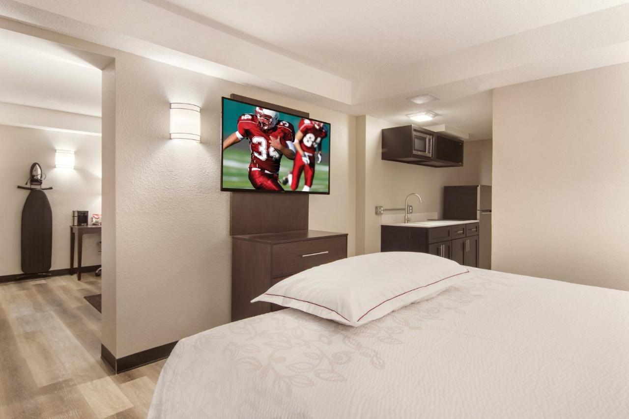 Red Roof Inn Plus & Suites Ері Екстер'єр фото