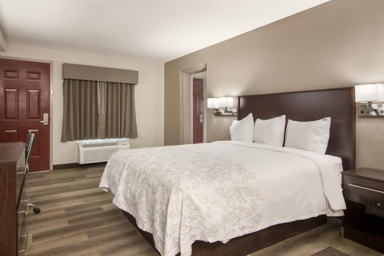 Red Roof Inn Plus & Suites Ері Екстер'єр фото